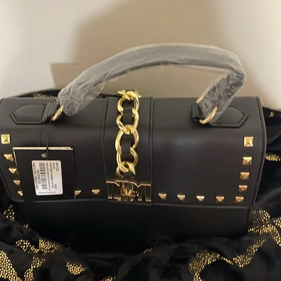 Badgley Mischka bundle - Picture 6 of 9